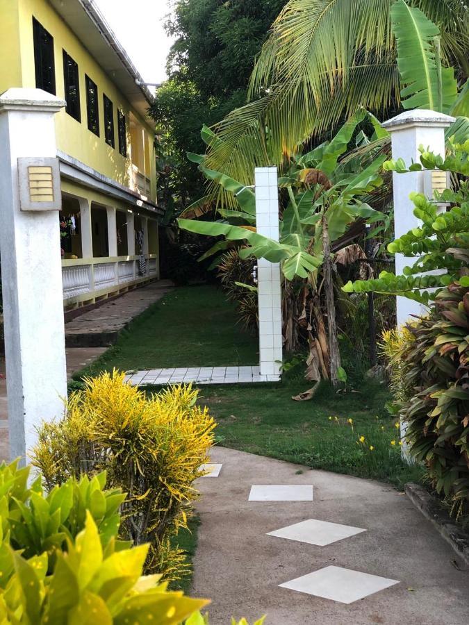 Sunshine Hotel Little Corn Island Exterior photo