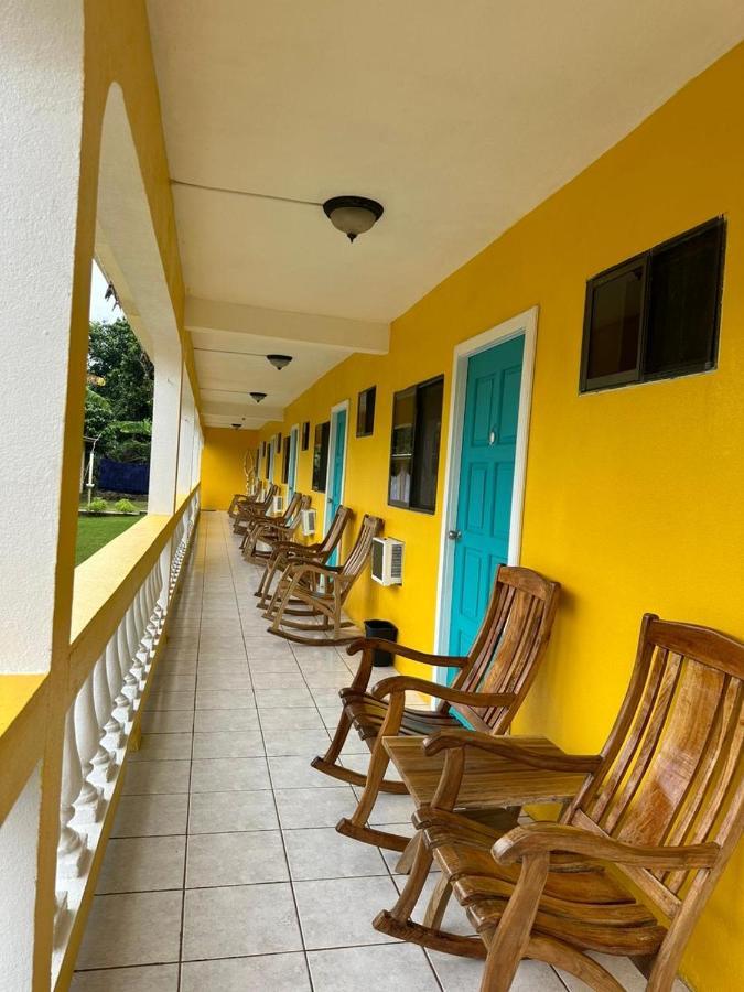 Sunshine Hotel Little Corn Island Exterior photo